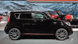 05-2017-kia-soul-sx-paris-1.jpg