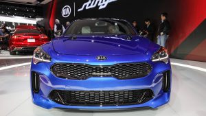 2018-kia-stinger-detroit-2017 (16)