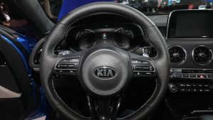 2018-kia-stinger-detroit-2017 (4)