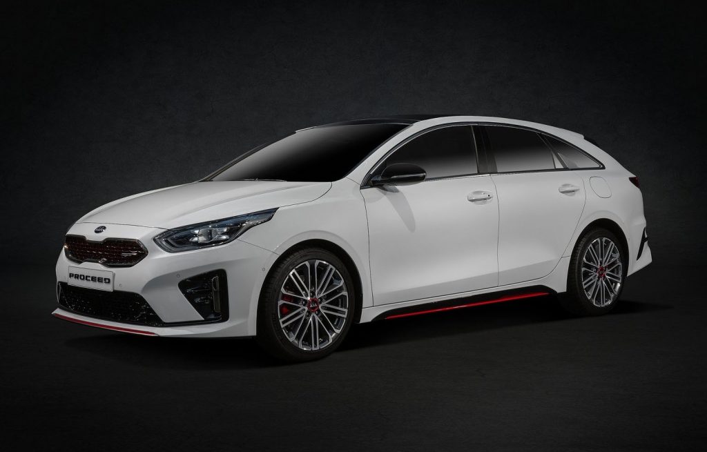 Экспресс-обзор KIA ProCeed GT 1.6 T-GDI 200hp 7DCT Premium